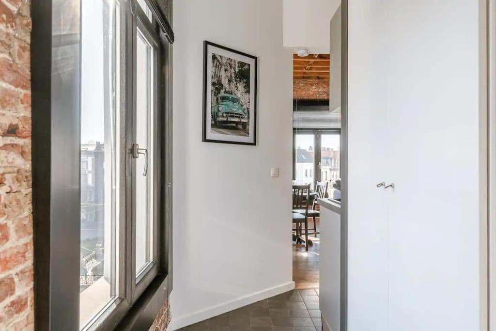 Vibrant 1-bedroom In Antwerp's Lively Zu * Antwerpen